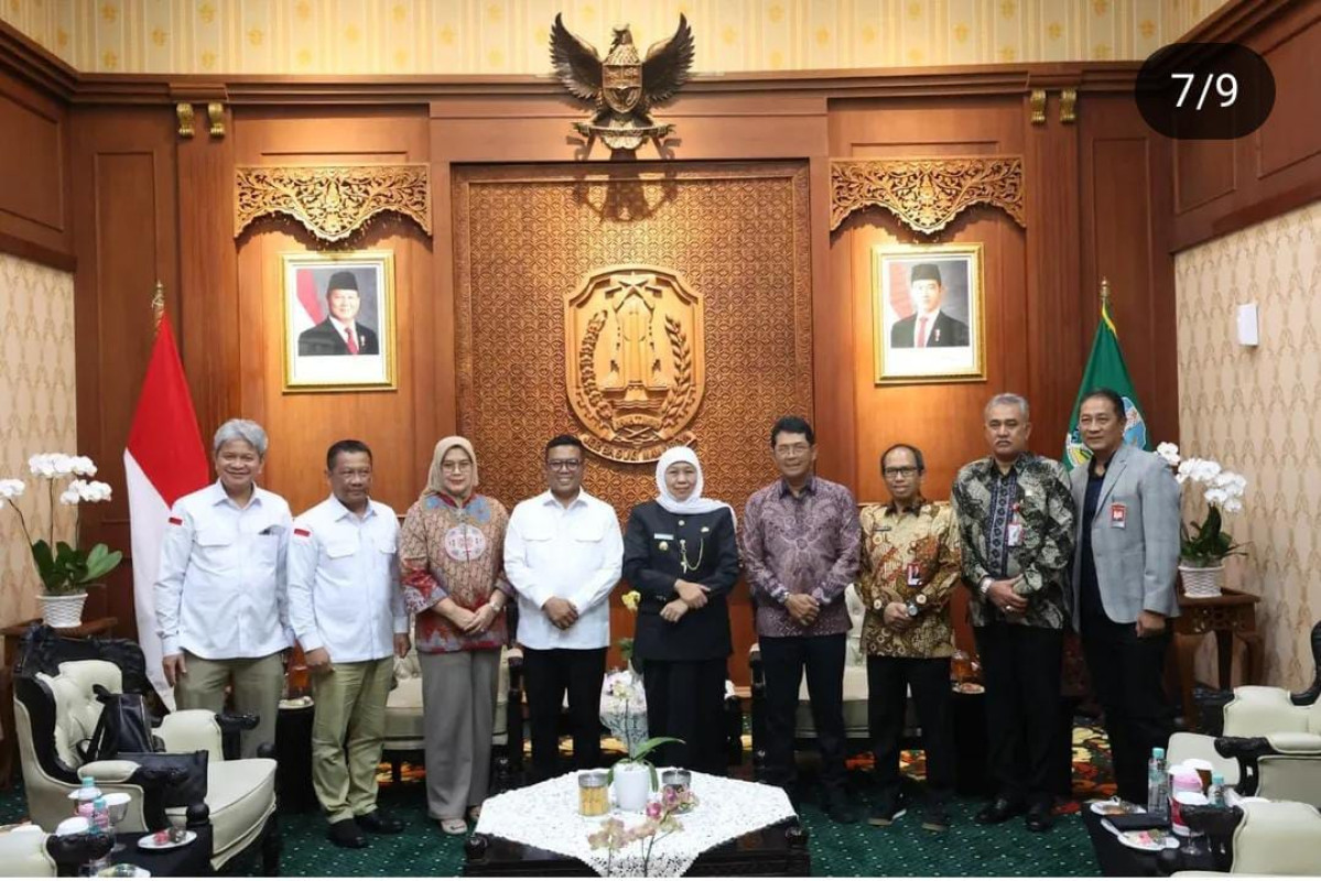 Kunjungan ke Jawa Timur, Andra Soni Bahas Kerja Sama Bank Banten dan Bank Jatim.