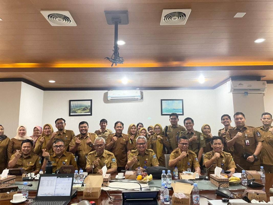 Pemprov Banten Evaluasi Raperda Pertanggungjawaban APBD 2024 Kabupaten Serang