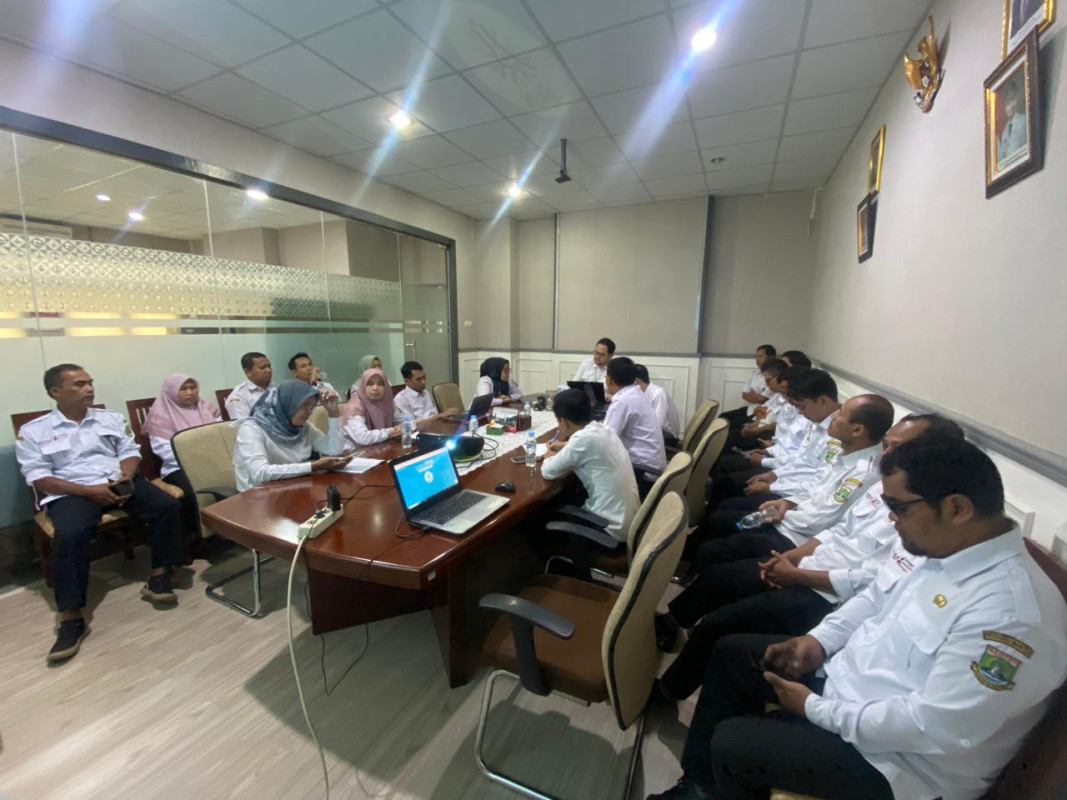 Sekretariat BPKAD Provinsi Banten Gelar Rapat Evaluasi Kinerja Pegawai