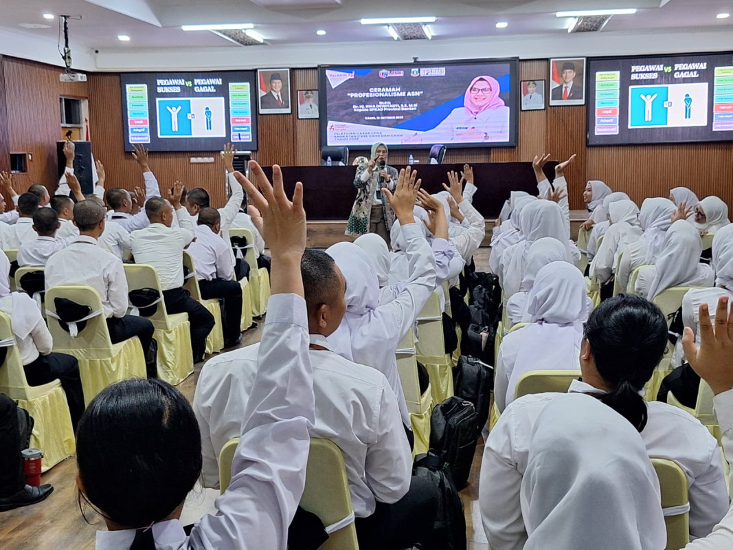 Kepala BPKAD Banten Jadi Narasumber Latsar CPNS, Tekankan ASN Profesional dan Berintegritas